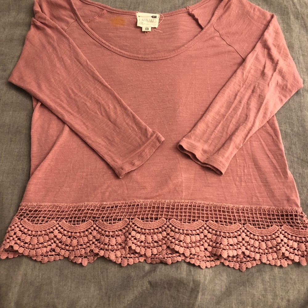 3/4 Sleeve Rose Top